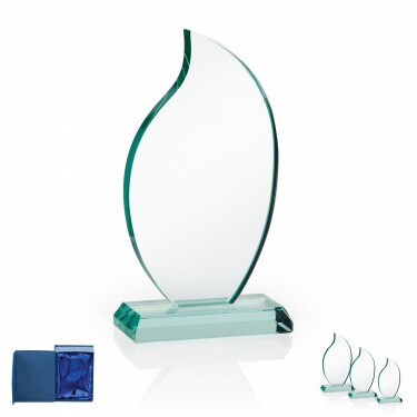 Glass trophy Isabel in gift box